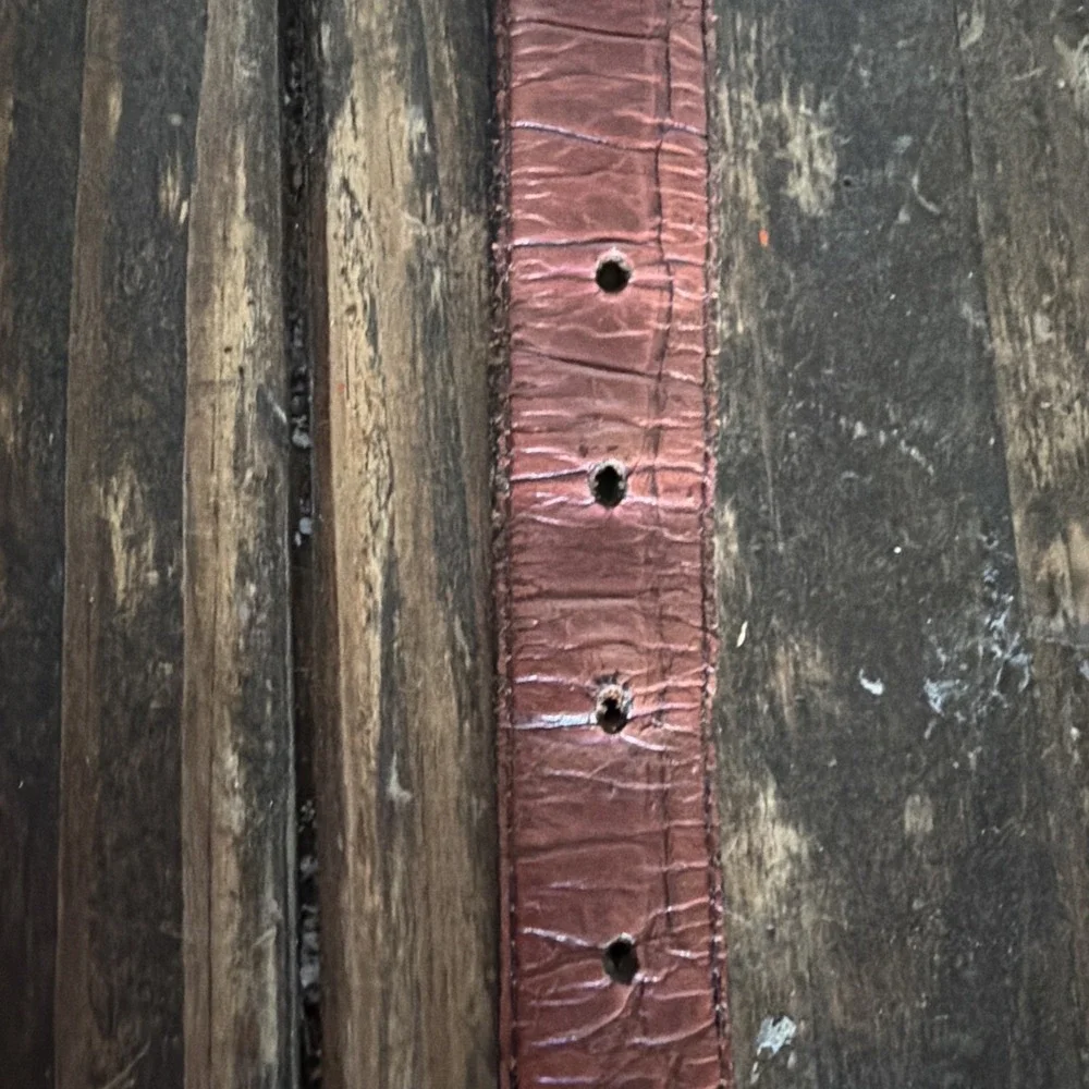 Vintage Kennth Cole crocodile Look Leather Belt‎ Sz 40 ES001
